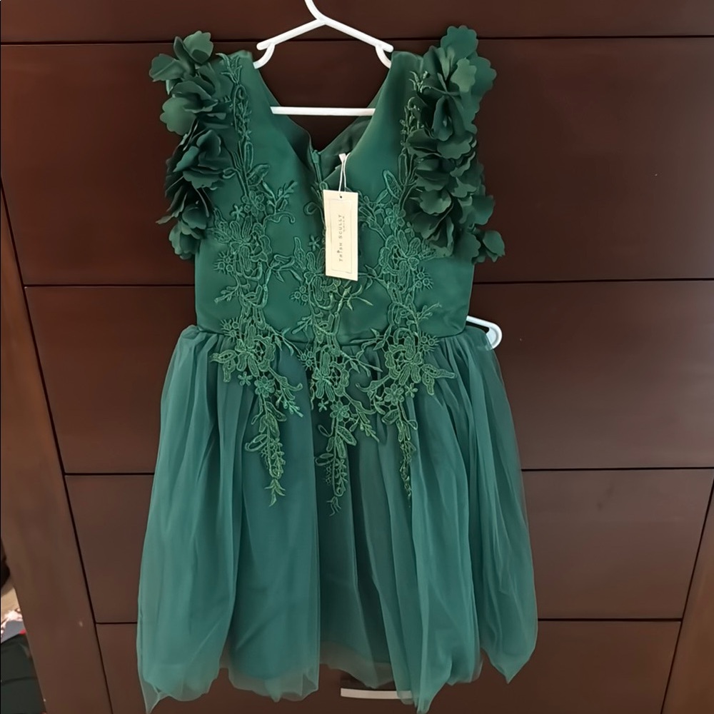 Elegant Green Kids Dress